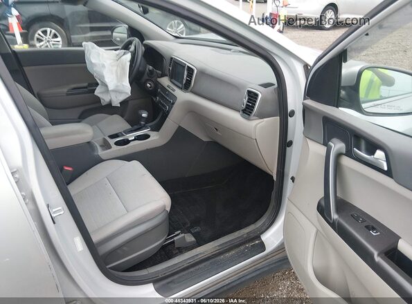 KNDPM3AC3J7413553 2018 KIA SPORTAGE Silver წინა სალონის ხედი