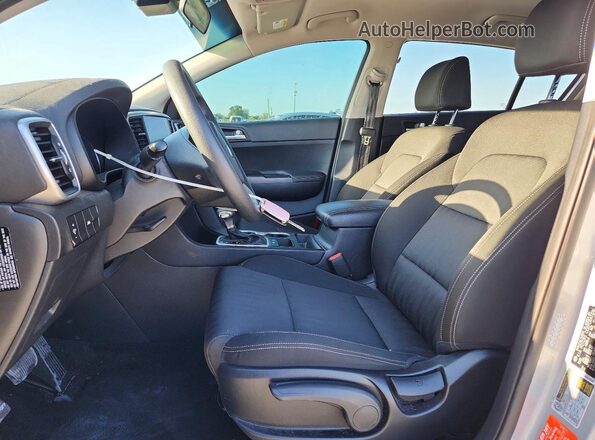 KNDPM3AC3L7823451 2020 KIA SPORTAGE Silver Widok wnętrza z przodu