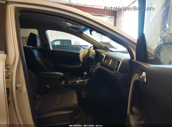 KNDPM3AC3M7846942 2021 KIA SPORTAGE Silver Вид салону спереду