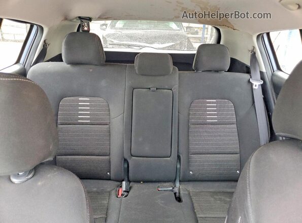 KNDPM3AC4J7318662 2018 KIA SPORTAGE Blue Հետևի նստատեղերի տեսք