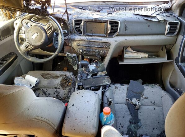 KNDPM3AC4J7412475 2018 KIA SPORTAGE Угольный Вид панели приборов