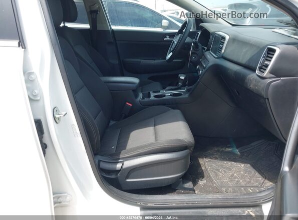 KNDPM3AC5N7005562 2022 KIA SPORTAGE Белый Вид салона спереди