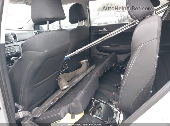 KNDPM3AC6H7231081 2017 KIA SPORTAGE Silver 