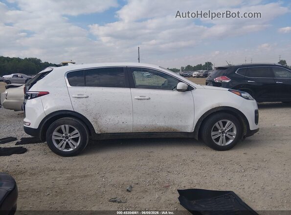 KNDPM3AC8J7488295 2018 KIA SPORTAGE White Вид задньої частини салону