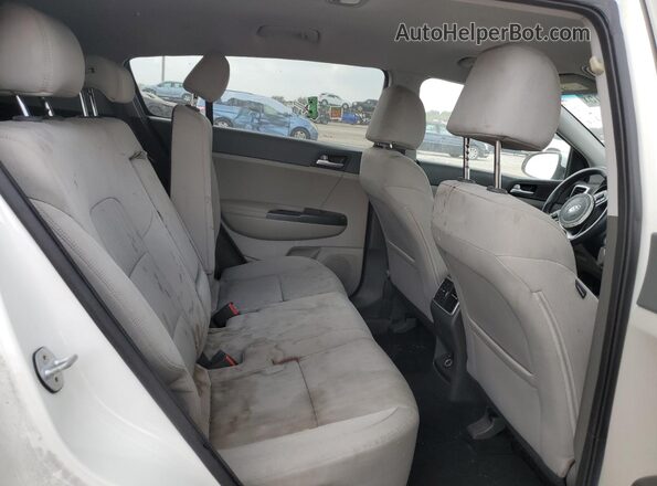 KNDPM3AC8K7591623 2019 KIA SPORTAGE White უკანა სავარძლების ხედი