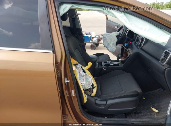 KNDPM3ACXH7087874 2017 KIA SPORTAGE Gold წინა სალონის ხედი