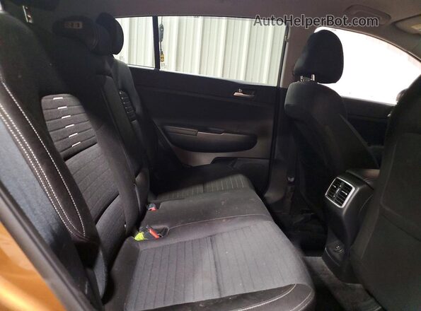KNDPMCAC0H7184601 2017 KIA SPORTAGE Orange 