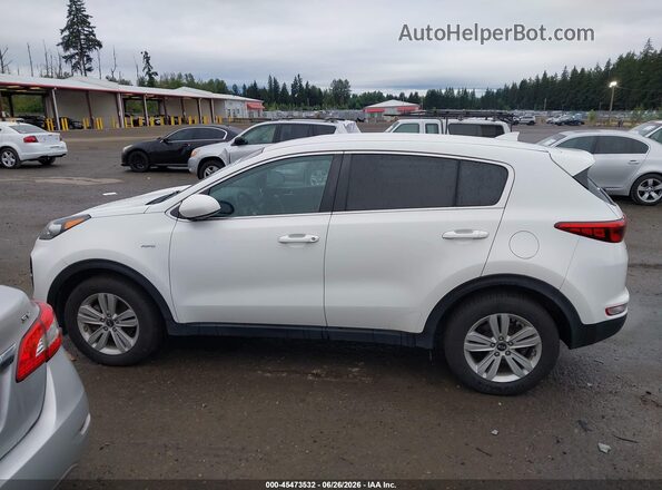 KNDPMCAC1J7379631 2018 KIA SPORTAGE White 360 interior view