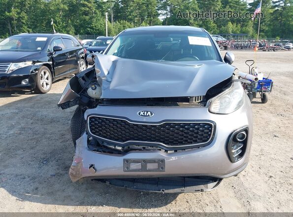 KNDPMCAC1K7528895 2019 KIA SPORTAGE Gray Vista interior trasera
