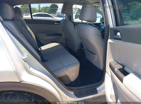 KNDPMCAC2H7238237 2017 KIA SPORTAGE Silver VIN sticker view