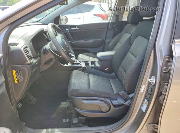 KNDPMCAC2H7288345 2017 KIA SPORTAGE Gray 
