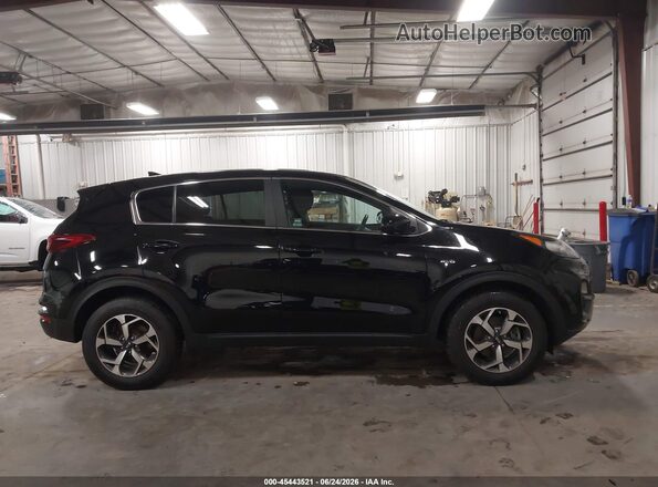 KNDPMCAC2N7947018 2022 KIA SPORTAGE Black Vista interior trasera