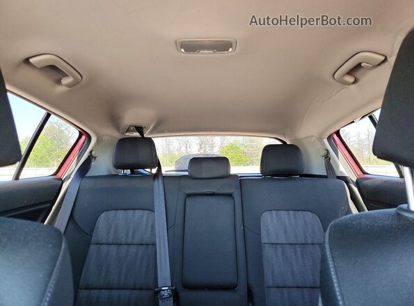 KNDPMCAC2N7979323 2022 KIA SPORTAGE Red Widok tylnych siedzeń