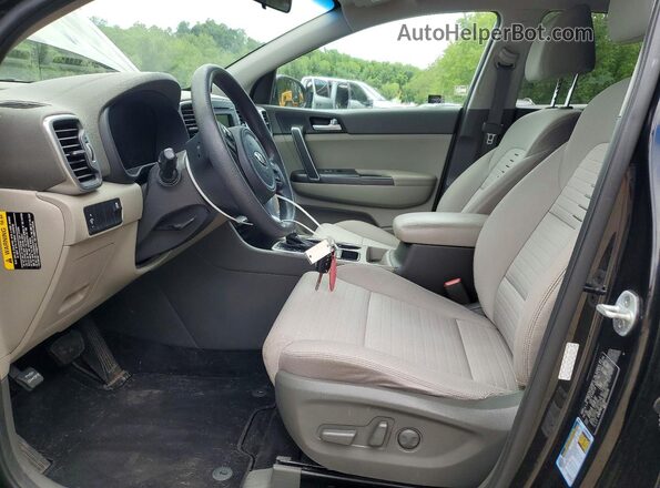 KNDPMCAC3H7103218 2017 KIA SPORTAGE Black Widok wnętrza z przodu