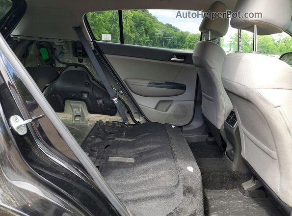 KNDPMCAC3H7103218 2017 KIA SPORTAGE Black Widok wnętrza z tyłu