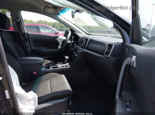 KNDPMCAC3K7495298 2019 KIA SPORTAGE Черный Вид салона спереди
