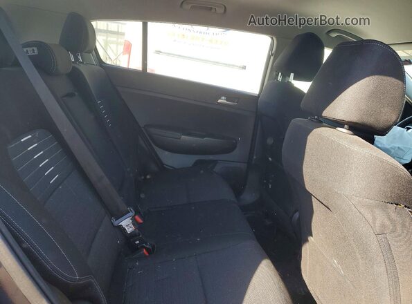 KNDPMCAC3K7552244 2019 KIA SPORTAGE Black Rear interior view