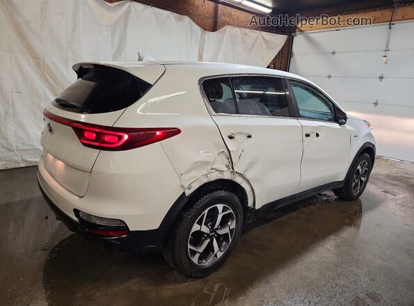 KNDPMCAC3N7000716 2022 KIA SPORTAGE White 