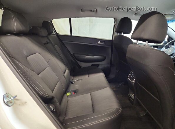 KNDPMCAC3N7000716 2022 KIA SPORTAGE White 