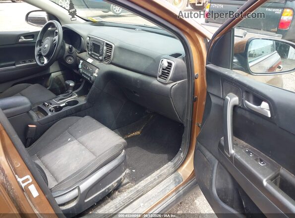KNDPMCAC4H7230284 2017 KIA SPORTAGE Brown 
