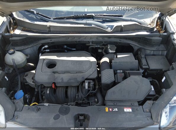 KNDPMCAC4J7378182 2018 KIA SPORTAGE Gray Вид ззаду