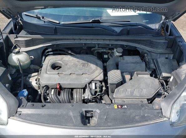 KNDPMCAC4J7447744 2018 KIA SPORTAGE Gray Вид ззаду