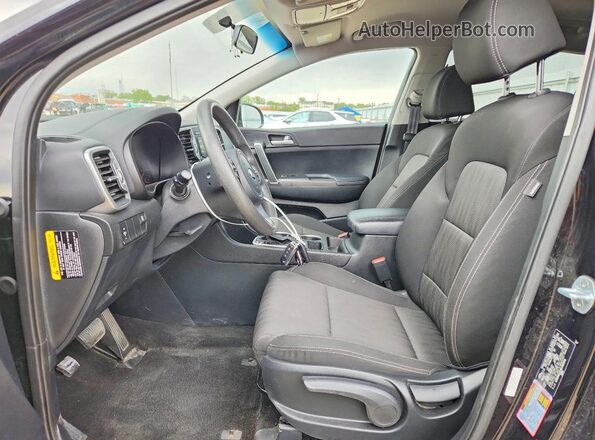 KNDPMCAC4K7562541 2019 KIA SPORTAGE Black Front interior view