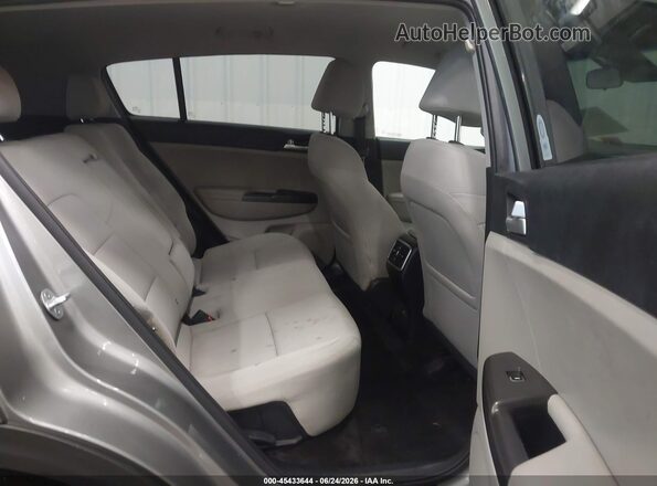 KNDPMCAC4L7803967 2020 KIA SPORTAGE Gray VIN կոդի պիտակի տեսք