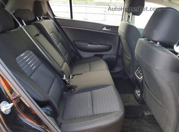 KNDPMCAC4N7027343 2022 KIA SPORTAGE Black Սալոնի հետևի տեսք