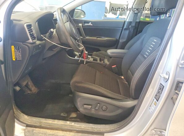 KNDPMCAC5H7032118 2017 KIA SPORTAGE Silver 