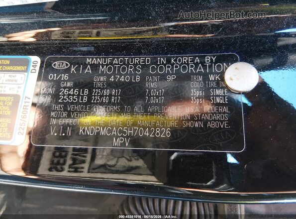KNDPMCAC5H7042826 2017 KIA SPORTAGE Black Widok komory silnika