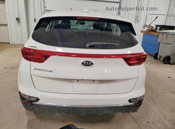 KNDPMCAC5L7737784 2020 KIA SPORTAGE White Rear view