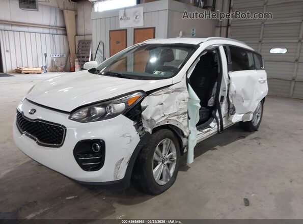 KNDPMCAC6H7035545 2017 KIA SPORTAGE White Դիմացի տեսք