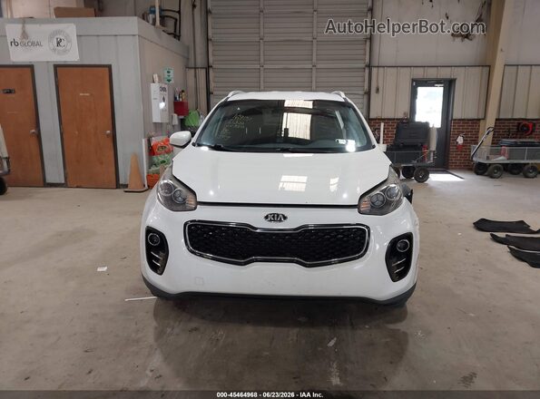 KNDPMCAC6H7035545 2017 KIA SPORTAGE White Սալոնի հետևի տեսք