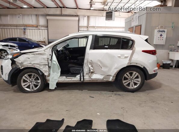 KNDPMCAC6H7035545 2017 KIA SPORTAGE White 