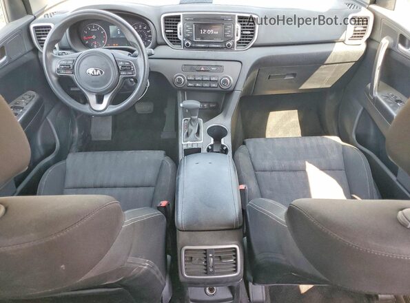 KNDPMCAC6H7163767 2017 KIA SPORTAGE Silver Առջևի վահանակի տեսք