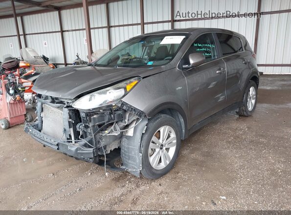 KNDPMCAC6J7338511 2018 KIA SPORTAGE Серый Передняя левая четверть