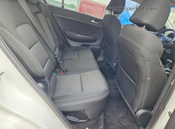 KNDPMCAC6L7687090 2020 KIA SPORTAGE White 