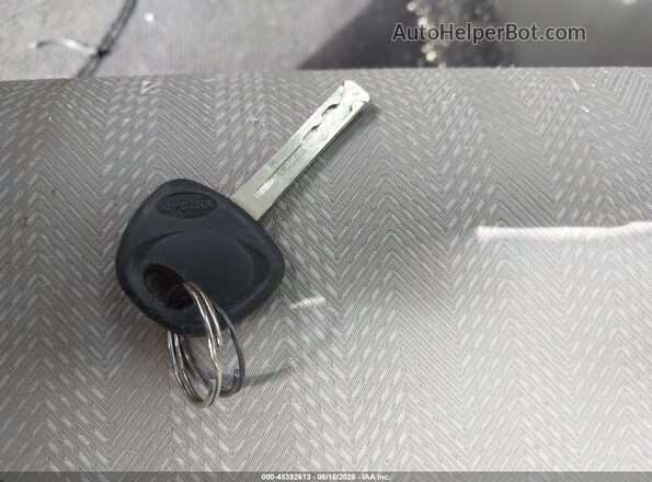 KNDPMCAC7H7246558 2017 KIA SPORTAGE Red Vista del salpicadero