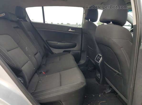 KNDPMCAC7H7282573 2017 KIA SPORTAGE Silver Vista interior trasera