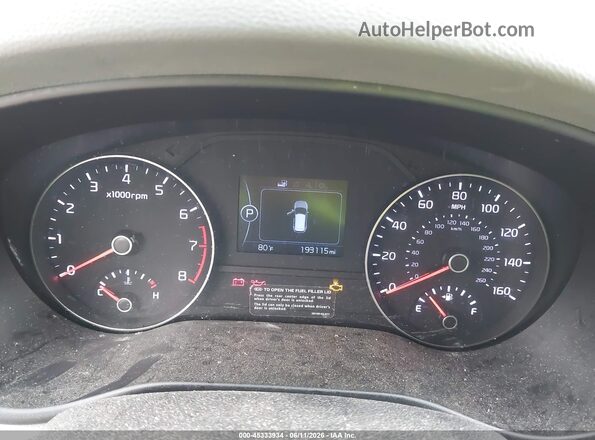 KNDPMCAC7K7605477 2019 KIA SPORTAGE White Vista de los asientos traseros