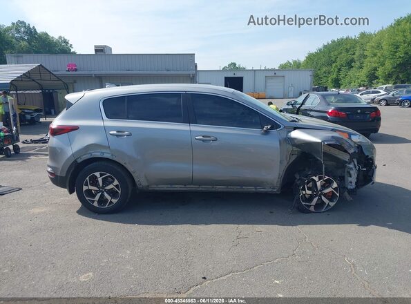 KNDPMCAC7L7816843 2020 KIA SPORTAGE Silver Вид задньої частини салону