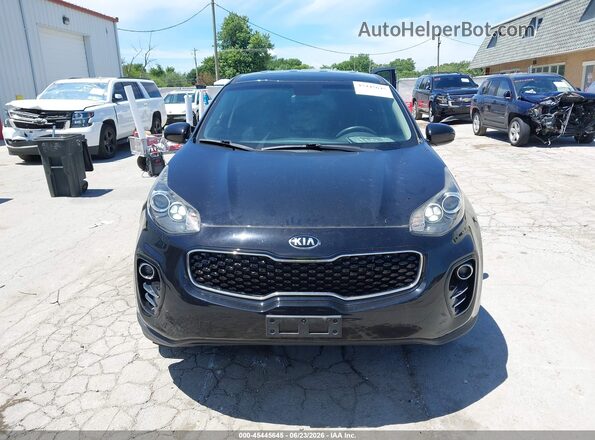 KNDPMCAC8H7235066 2017 KIA SPORTAGE Black Widok wnętrza z tyłu
