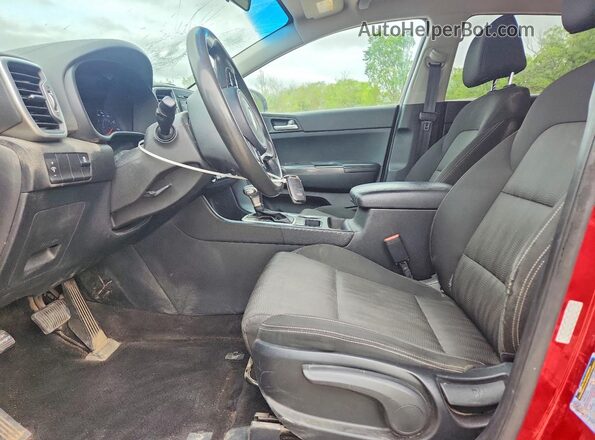 KNDPMCAC8H7281044 2017 KIA SPORTAGE Red Սալոնի դիմացի տեսք
