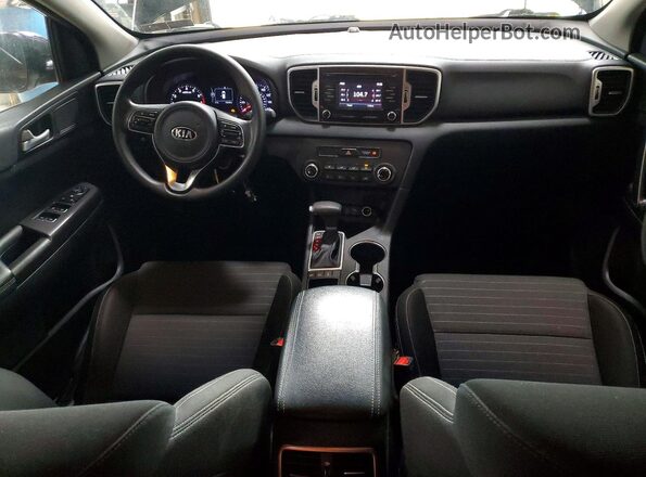 KNDPMCAC8J7344195 2018 KIA SPORTAGE Black წინა პანელის ხედი