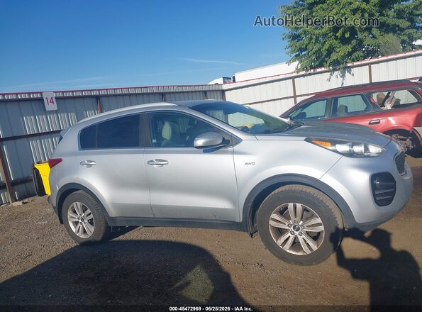KNDPMCAC8J7378296 2018 KIA SPORTAGE Silver Вид задньої частини салону