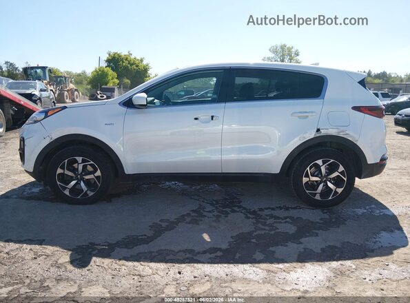 KNDPMCAC8N7005488 2022 KIA SPORTAGE White Սալոնի 360 աստիճան տեսք
