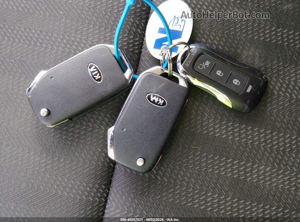 KNDPMCAC8N7005488 2022 KIA SPORTAGE White Առջևի վահանակի տեսք