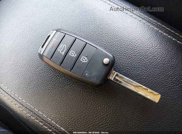 KNDPMCAC9H7180207 2017 KIA SPORTAGE Black Dashboard view