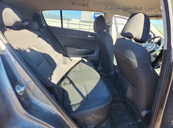 KNDPMCACXH7155431 2017 KIA SPORTAGE Gray უკანა სავარძლების ხედი